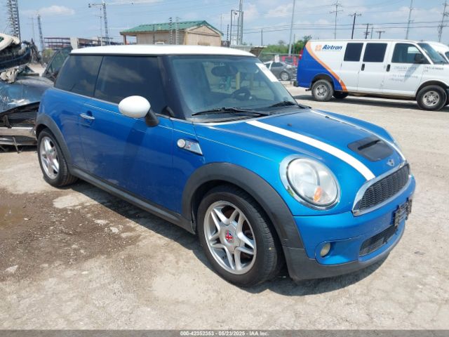 2008 MINI COOPER S WMWMF73528TT91045 Photo 0
