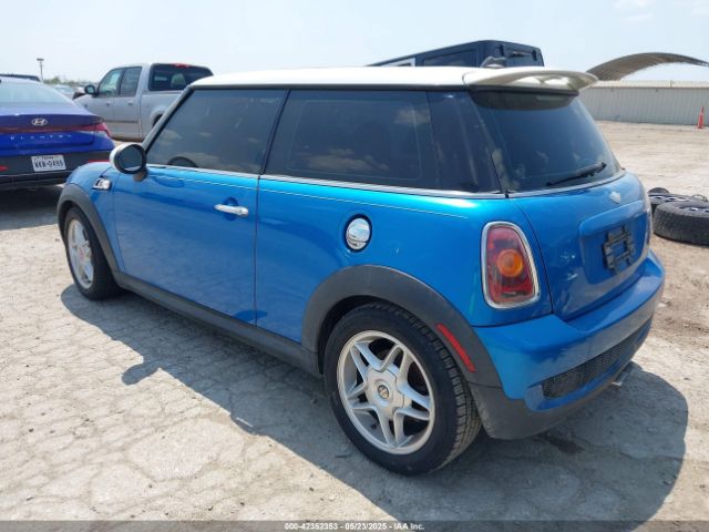 2008 MINI COOPER S WMWMF73528TT91045 Photo 2