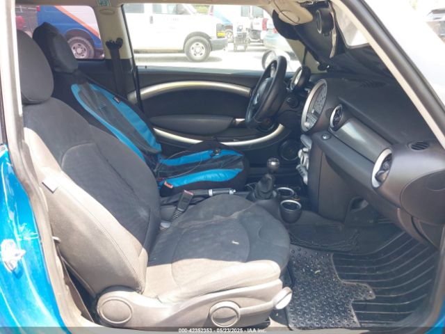 2008 MINI COOPER S WMWMF73528TT91045 Photo 4