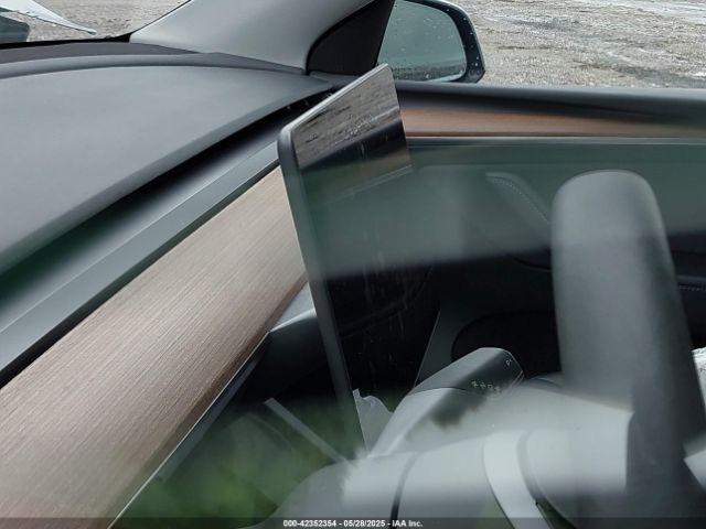 7SAYGDEE6PF685422 Tesla 2023