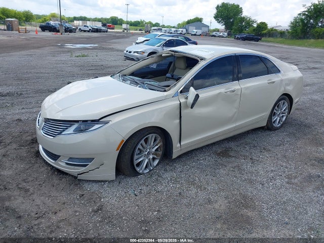 Lincoln MKZ 2014 3LN6L2G96ER833211 Image 2