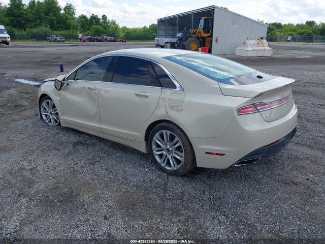 Lincoln MKZ 2014 3LN6L2G96ER833211 Image 3