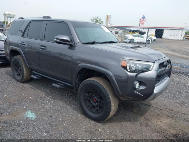 2018 TOYOTA 4RUNNER JTEBU5JR7J5588342
