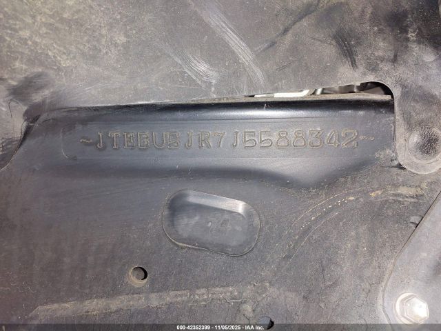 2018 TOYOTA 4RUNNER JTEBU5JR7J5588342 Photo 8