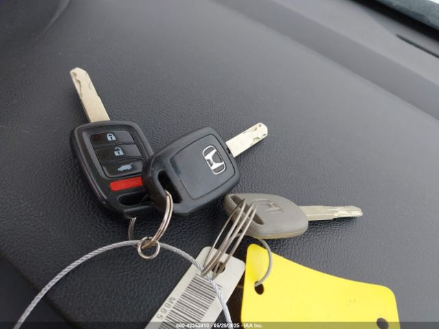 5J6RM4H37FL027117 Honda CR-V LX