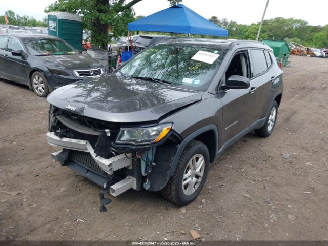 3C4NJDAB3JT230260 Jeep Compass Sport 4x4