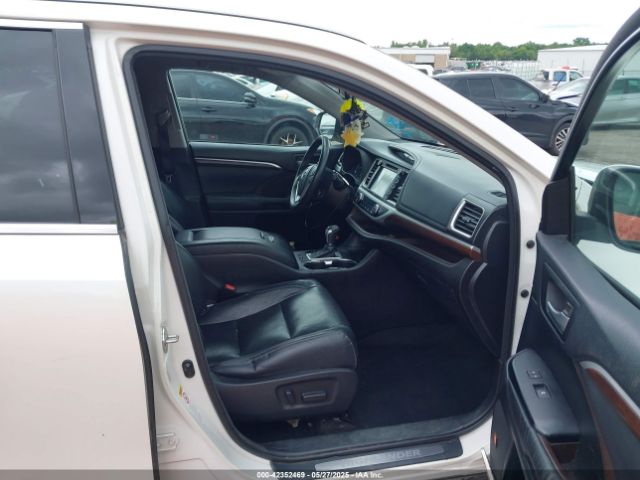 5TDYKRFH8FS056465 Toyota 2gr-fe