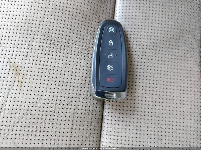 1FAHP2F8XFG175319 Ford Taurus Limited
