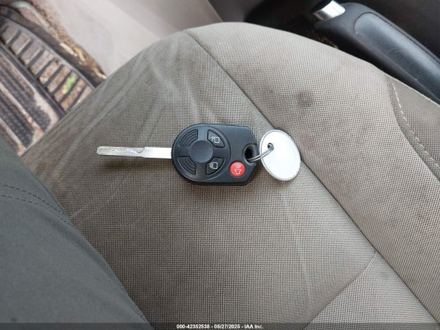 1FMCU0G79FUA14335 Ford ESCAPE SE