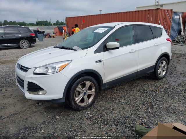 1FMCU0G79FUA14335 Ford ESCAPE SE