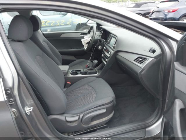 5NPE24AF5KH781999 Hyundai SONATA SE