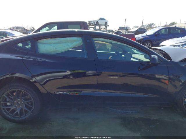 5YJ3E1EA3SF981743 Tesla MODEL 3