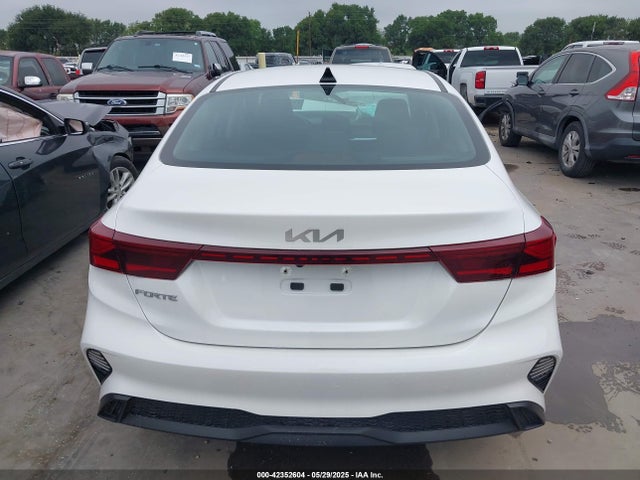 3KPF24AD9RE698027 KIA mpi nu