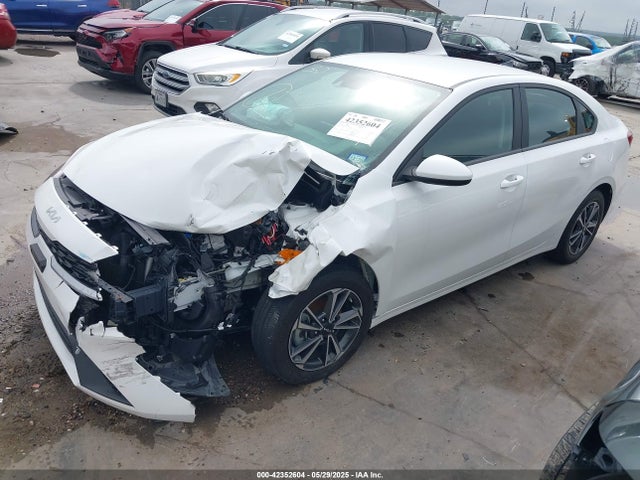 3KPF24AD9RE698027 KIA mpi nu