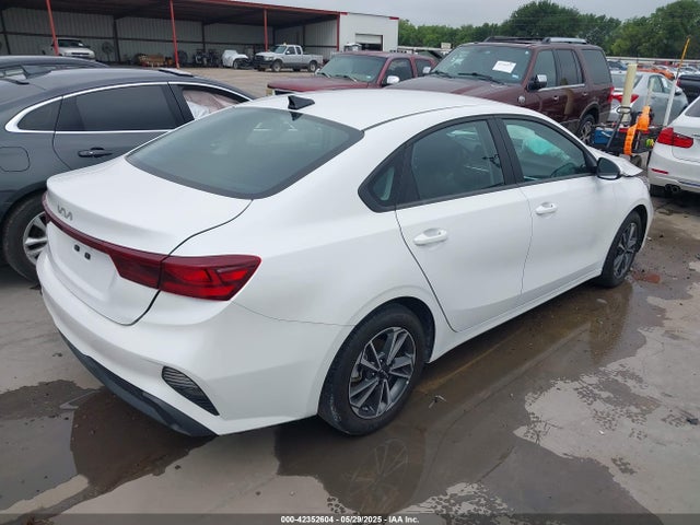 3KPF24AD9RE698027 KIA mpi nu