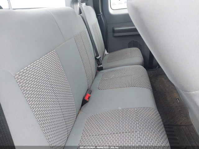 42352605 :رقم المزاد ، 1FT7X2B63GEC11472 vin ، 2016 Ford F-250 Xl مزاد بيع