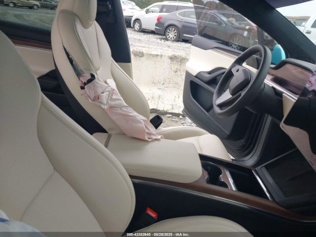 2024 TESLA MODEL X 7SAXCDE5XRF449317 Photo 4