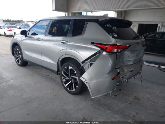 2022 MITSUBISHI OUTLANDER JA4J3UA82NZ009853 Photo 2