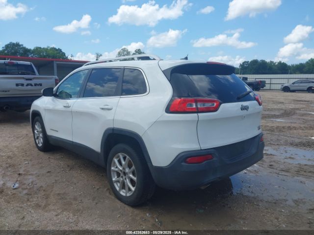 1C4PJLCB0EW212833 Jeep Cherokee Latitude