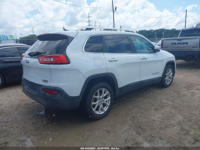 1C4PJLCB0EW212833 Jeep Cherokee Latitude