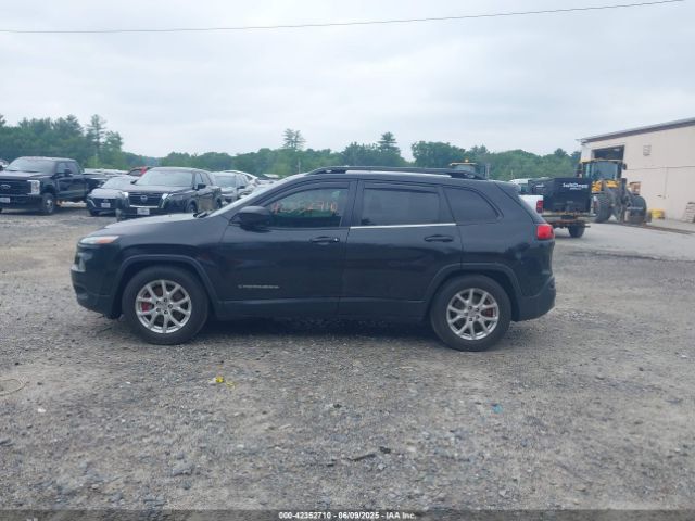 1C4PJMCBXFW588169 Jeep Cherokee Latitude