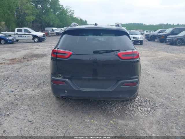 1C4PJMCBXFW588169 Jeep Cherokee Latitude