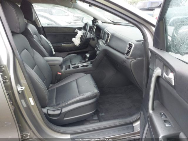KNDPNCAC7H7260828 KIA Sportage Ex