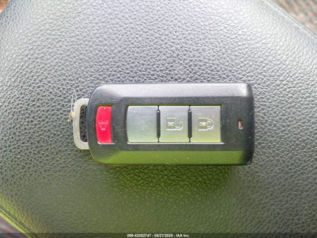 2019 MITSUBISHI OUTLANDER SPORT JA4AP4AU7KU030773 Photo 10