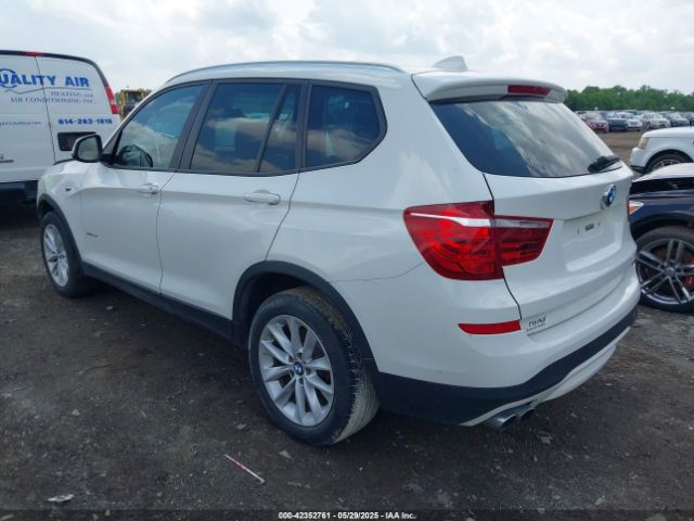 2016 BMW X3 5UXWX9C59G0D72238 Photo 2