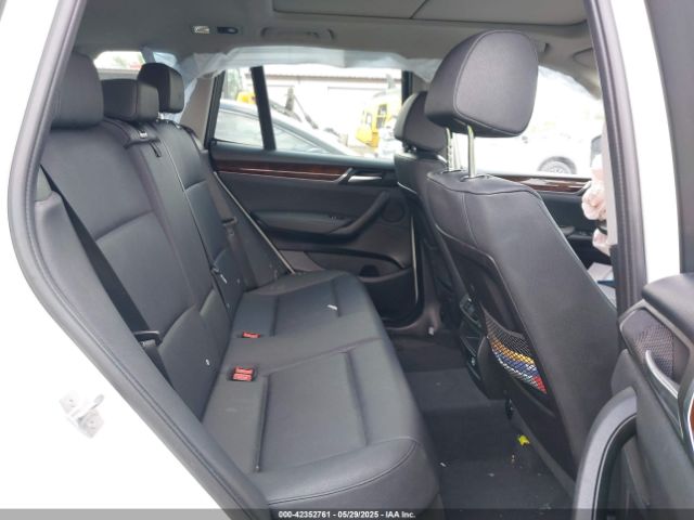 2016 BMW X3 5UXWX9C59G0D72238 Photo 7