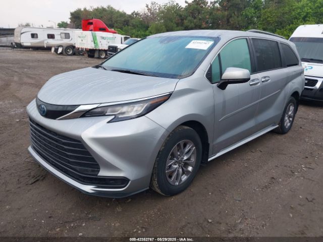2022 TOYOTA SIENNA 5TDKSKFC0NS049431 Photo 1