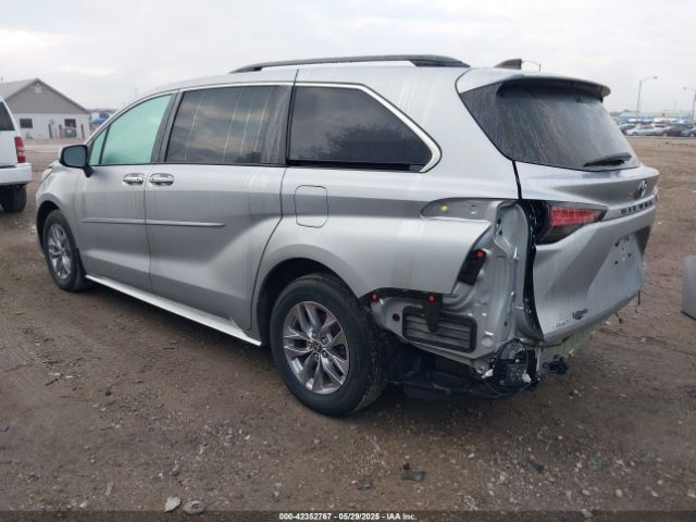 2022 TOYOTA SIENNA 5TDKSKFC0NS049431 Photo 2