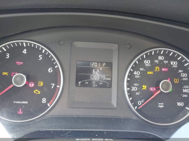3VWD17AJ1EM383107 Volkswagen Jetta