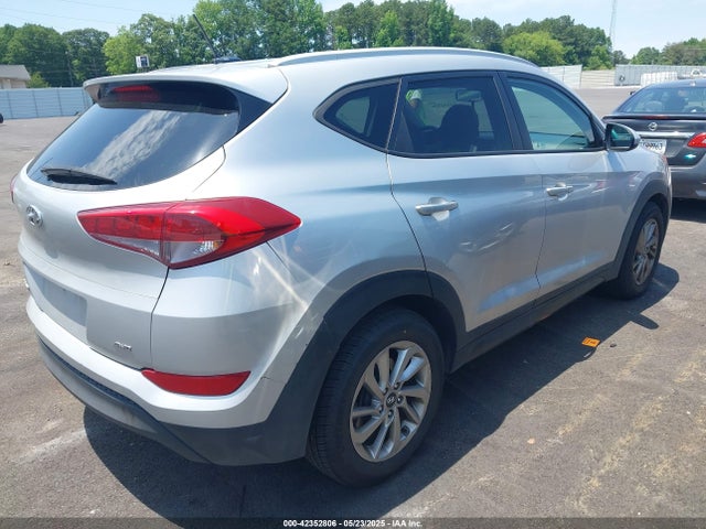 Hyundai TUCSON SE 2016 KM8J3CA40GU123598 Image 4