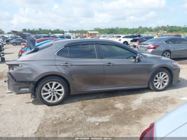4T1C11AK3MU465429 Toyota CAMRY LE