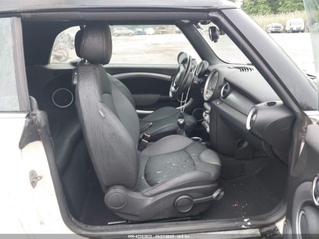 2010 MINI COOPER S WMWMS3C5XATY50784 Photo 4