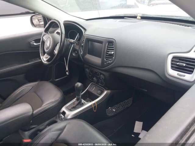 2020 JEEP COMPASS 3C4NJCBB8LT206001 Photo 4
