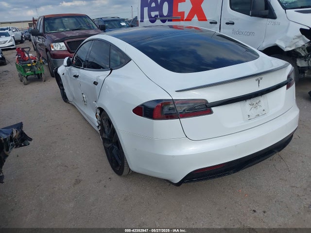 2021 TESLA MODEL S 5YJSA1E6XMF452747 Photo 2