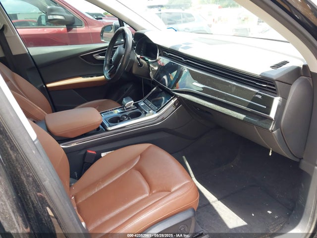 2020 AUDI Q7 WA1LXAF74LD006068 Photo 4