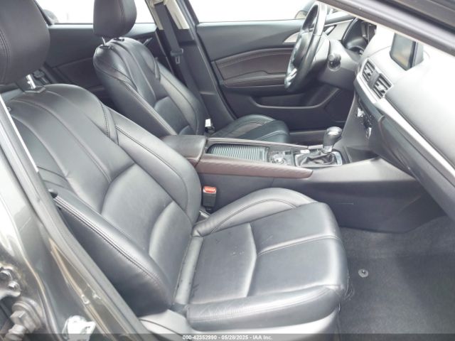 3MZBN1L36JM227999 Mazda py