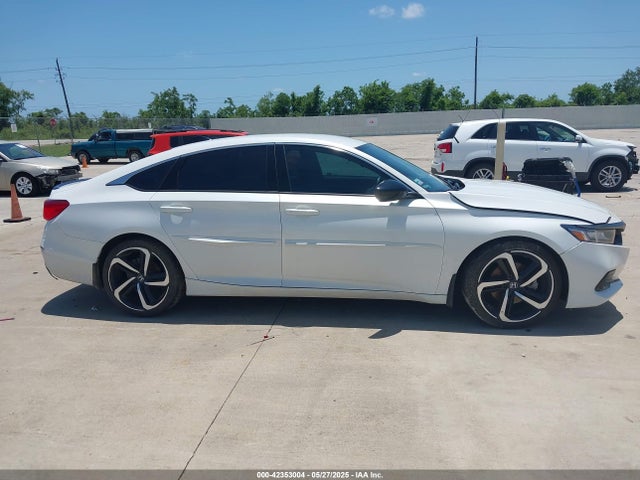 1HGCV1F30NA061051 Honda l15be
