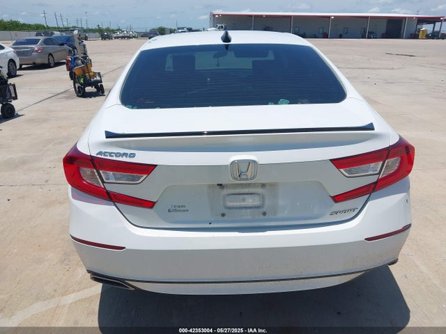 1HGCV1F30NA061051 Honda l15be