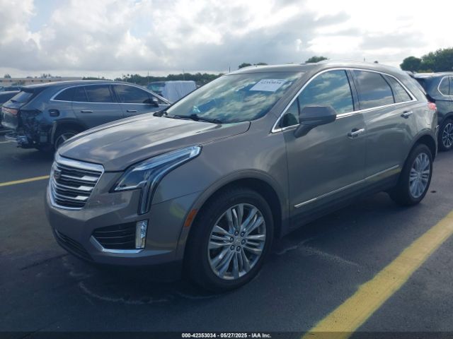 2018 CADILLAC XT5 1GYKNERS2JZ147021 Photo 1