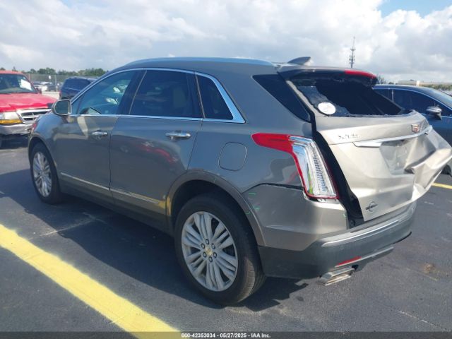 2018 CADILLAC XT5 1GYKNERS2JZ147021 Photo 2