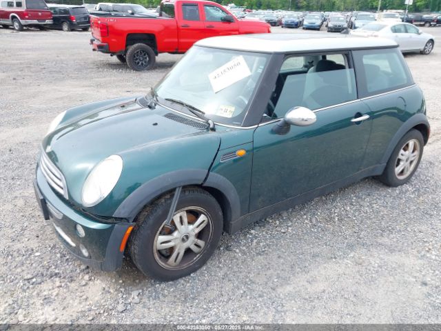 2006 MINI COOPER WMWRC33566TK64108 Photo 1