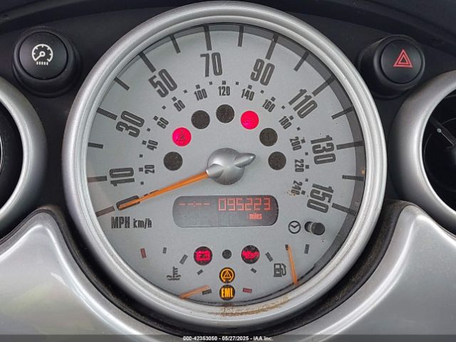2006 MINI COOPER WMWRC33566TK64108 Photo 6