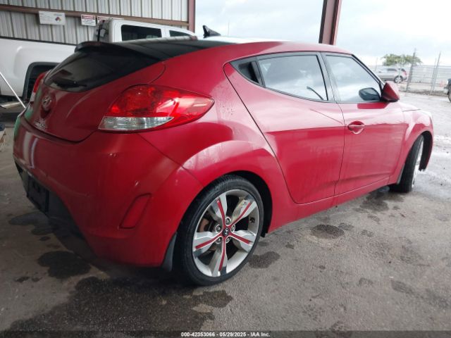 KMHTC6AD3EU201508 Hyundai Veloster Base W/gray