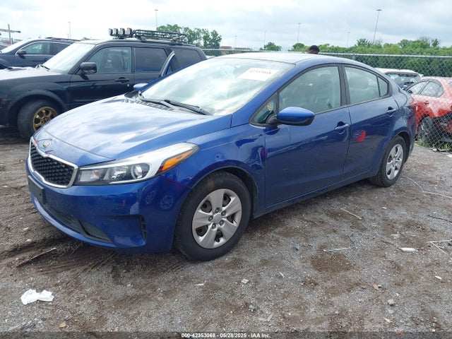KIA FORTE LX 2018 3KPFK4A70JE179656 Image 2