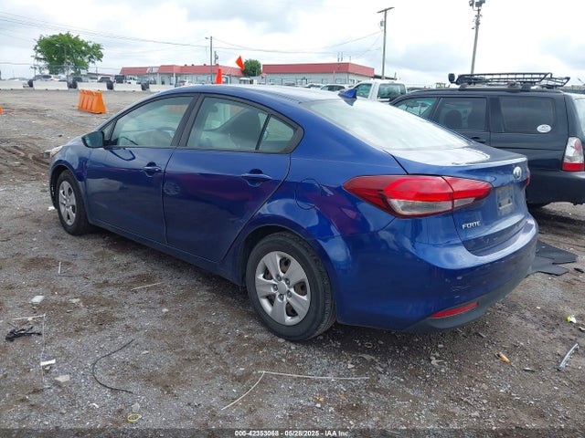 KIA FORTE LX 2018 3KPFK4A70JE179656 Image 3