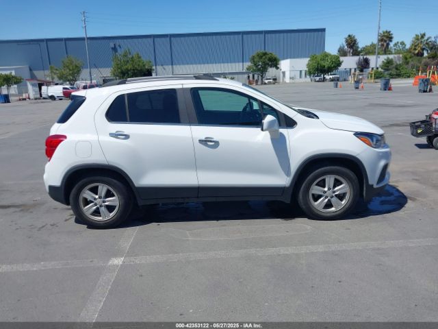 KL7CJLSB3KB963960 Chevrolet Trax Lt